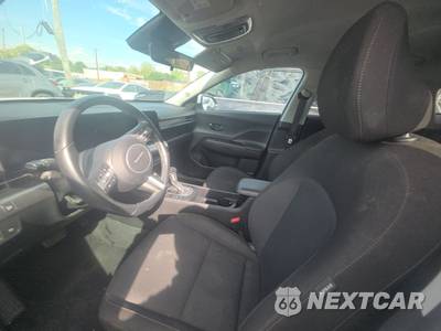 2025 Hyundai Kona SEL - zdjęcie 7 z 17 - miniatura