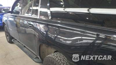 2020 Chevrolet Suburban 1500 LT 1LT - zdjęcie 25 z 27 - miniatura