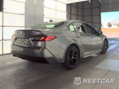 2026 Toyota Camry SE - zdjęcie 5 z 27 - miniatura