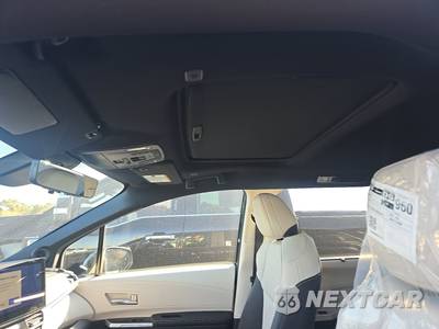 2026 Toyota Sienna Limited 7-Passenger 120.5" WB - zdjęcie 21 z 27 - miniatura