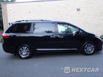 2018 Toyota Sienna XLE 8-Passenger 119.3" WB - zdjęcie 8 z 77 - miniatura