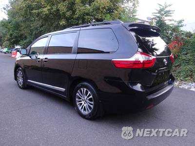2018 Toyota Sienna XLE 8-Passenger 119.3" WB - zdjęcie 14 z 77 - miniatura