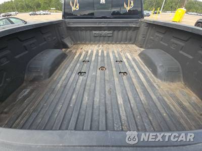 2020 GMC Sierra 3500HD SLT Crew Cab Medium Bed 4SA - zdjęcie 16 z 23 - miniatura