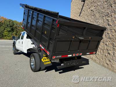 2015 Ford Super Duty F-550 Cab Chassis XL Crew Cab DRW - zdjęcie 3 z 71 - miniatura