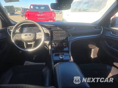 2023 Jeep Grand Cherokee L Altitude - zdjęcie 11 z 30 - miniatura