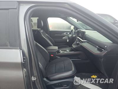 2025 Ford Explorer ST - zdjęcie 8 z 20 - miniatura