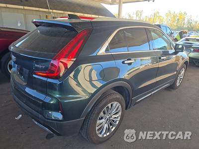 2025 Cadillac XT4 Premium Luxury 1SE - zdjęcie 4 z 17 - miniatura