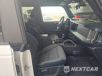 2023 Ford Bronco Outer Banks - zdjęcie 8 z 17 - miniatura
