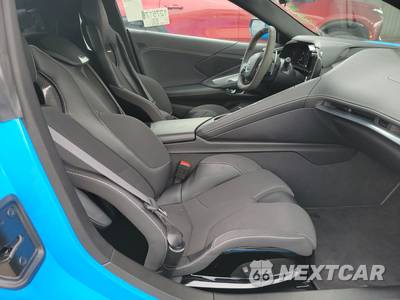 2022 Chevrolet Corvette Stingray Coupe 1LT - zdjęcie 8 z 16 - miniatura