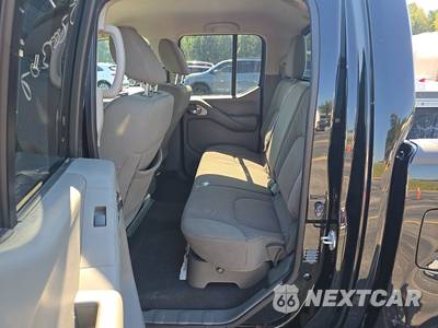 2021 Nissan Frontier SV Crew Cab Medium Bed - zdjęcie 13 z 40 - miniatura