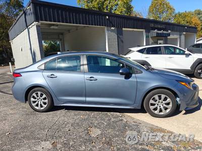 2026 Toyota Corolla LE Sedan - zdjęcie 4 z 30 - miniatura