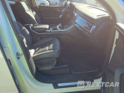 2025 Audi Q7 Premium Plus 55 TFSI - zdjęcie 8 z 28 - miniatura