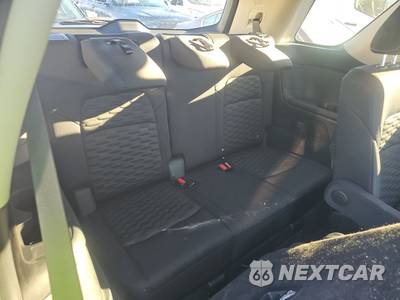 2022 Nissan Pathfinder SV - zdjęcie 14 z 28 - miniatura