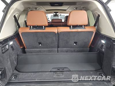 2026 BMW X7 xDrive40i - zdjęcie 17 z 26 - miniatura