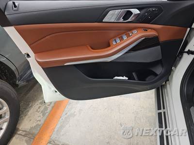 2026 BMW X7 xDrive40i - zdjęcie 9 z 26 - miniatura