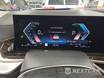 2026 BMW X7 xDrive40i - zdjęcie 12 z 26 - miniatura