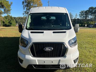 2026 Ford Transit Passenger Van XLT Medium Roof 148.0" WB - zdjęcie 8 z 29 - miniatura