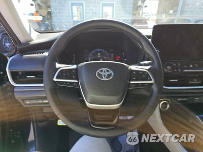 2024 Toyota Grand Highlander XLE - zdjęcie 10 z 30 - miniatura