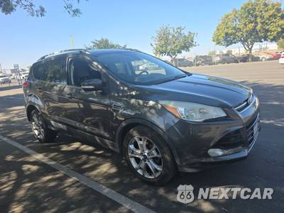 2015 Ford Escape Titanium - zdjęcie 3 z 34 - miniatura