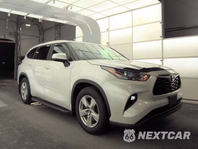 2023 Toyota Highlander LE - zdjęcie 4 z 29 - miniatura
