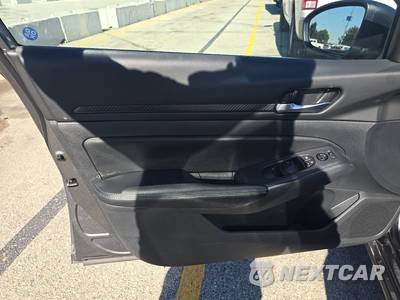 2025 Nissan Altima SV - zdjęcie 15 z 34 - miniatura