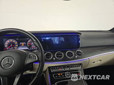2017 Mercedes-Benz E 300 Sport Sedan - zdjęcie 11 z 30 - miniatura