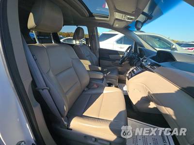 2011 Honda Odyssey EX-L 118.1" WB - zdjęcie 8 z 36 - miniatura