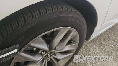 2022 Toyota Avalon XLE - zdjęcie 30 z 36 - miniatura