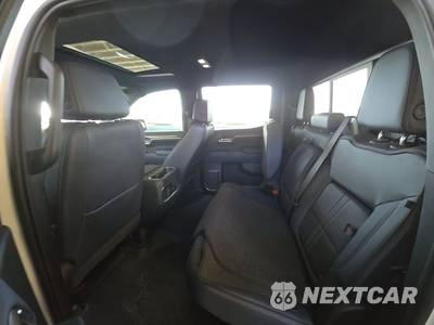 2022 Chevrolet Silverado 1500 High Country Crew Cab Short Bed - zdjęcie 13 z 22 - miniatura