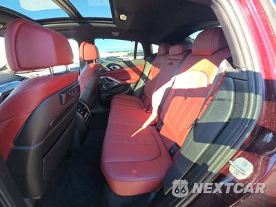 2021 BMW X6 Sports Activity Coupe M50i - zdjęcie 13 z 25 - miniatura
