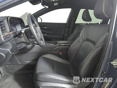2025 Toyota Crown XLE - zdjęcie 7 z 29 - miniatura