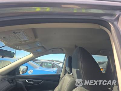 2017 Nissan Rogue SV - zdjęcie 18 z 46 - miniatura