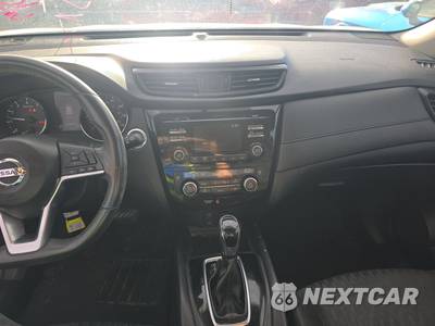 2017 Nissan Rogue SV - zdjęcie 11 z 46 - miniatura