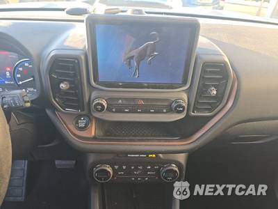2021 Ford Bronco Sport Outer Banks - zdjęcie 11 z 24 - miniatura