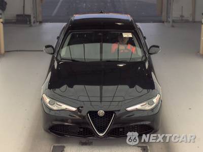 2017 Alfa Romeo Giulia Ti - zdjęcie 2 z 54 - miniatura
