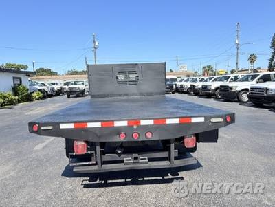 2017 Ford Super Duty F-450 Cab Chassis XL Crew Cab DRW - zdjęcie 6 z 19 - miniatura