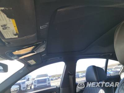 2019 BMW 5 Series Sedan M550i xDrive - zdjęcie 17 z 27 - miniatura