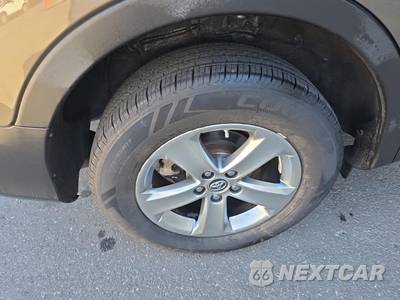 2015 Toyota RAV4 XLE - zdjęcie 10 z 23 - miniatura