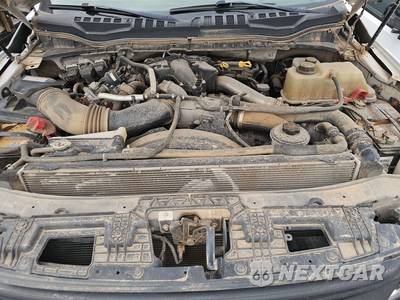2019 Ford Super Duty F-350 Cab Chassis XL Crew Cab DRW - zdjęcie 15 z 31 - miniatura