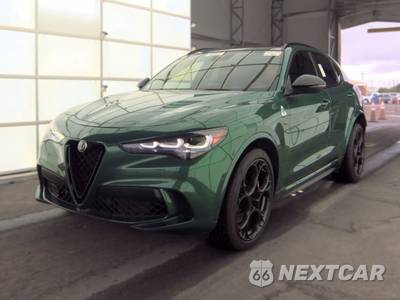 2024 Alfa Romeo Stelvio Quadrifoglio Carbon Edition - zdjęcie 1 z 22 - miniatura