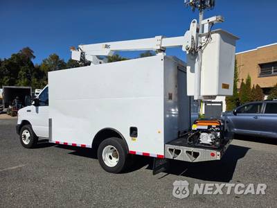2019 Ford Super Duty E-350 Cutaway DRW - zdjęcie 12 z 109 - miniatura