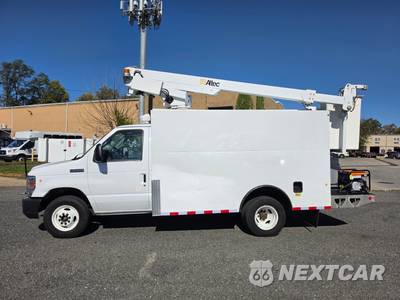 2019 Ford Super Duty E-350 Cutaway DRW - zdjęcie 13 z 109 - miniatura