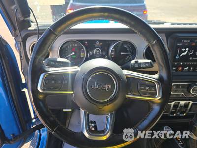 2022 Jeep Wrangler Unlimited 4xe Sahara High Altitude - zdjęcie 10 z 29 - miniatura