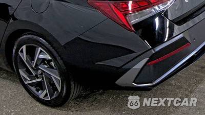 2024 Hyundai Elantra Limited - zdjęcie 10 z 31 - miniatura