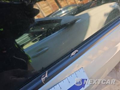 2025 Toyota Corolla LE Sedan - zdjęcie 26 z 33 - miniatura