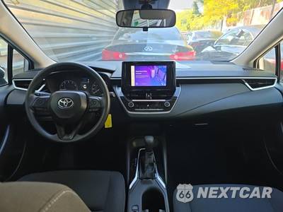 2025 Toyota Corolla LE Sedan - zdjęcie 14 z 33 - miniatura