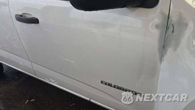 2017 Chevrolet Colorado WT Crew Cab Medium Bed 4WT - zdjęcie 27 z 30 - miniatura