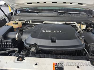 2017 Chevrolet Colorado WT Crew Cab Medium Bed 4WT - zdjęcie 15 z 30 - miniatura