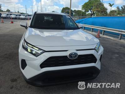2024 Toyota RAV4 Hybrid LE - zdjęcie 2 z 19 - miniatura