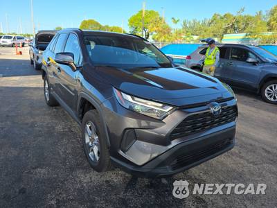 2024 Toyota RAV4 Hybrid LE - zdjęcie 3 z 23 - miniatura